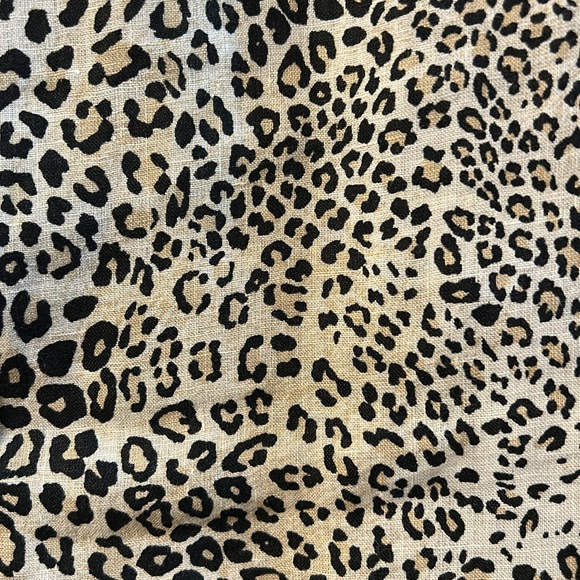 Chico’s no iron sleeveless blouse size 2. Button down. - Picture 3 of 3